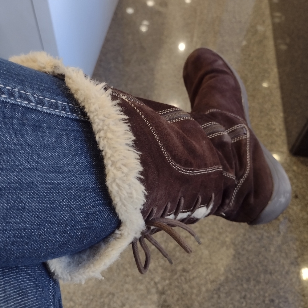 Naturalizer Fur Lined Leather Boots - Picture 4 of 15